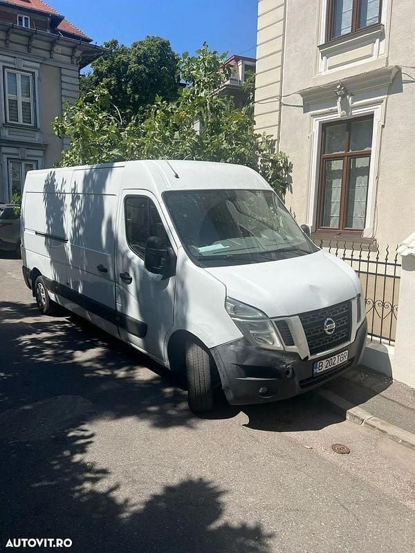Culoarealb Utilizat 2015 Renault Master Van | 7.650 EUR (Super Preț) - Imagine 1/4