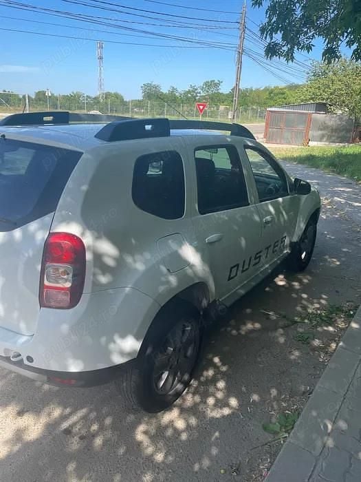 Utilizat 2014 Dacia Duster SUV | 4.800 EUR (Preț bun) - Imagine 1/4