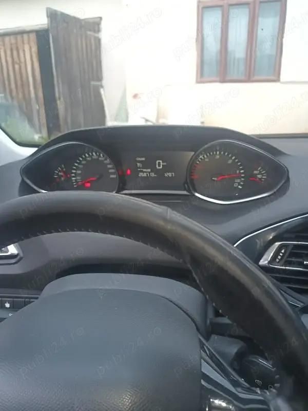 Utilizat 2015 Peugeot 308 Break | 5.000 EUR - Imagine 1/4