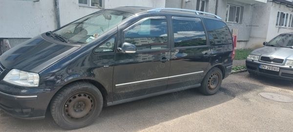 Negru Utilizat 2006 VW Sharan Monovolum | 2.600 EUR - Imagine 1/4