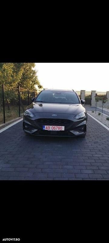 Gri Utilizat 2021 Ford Focus Break | 10.700 EUR (Preț bun) - Imagine 1/4