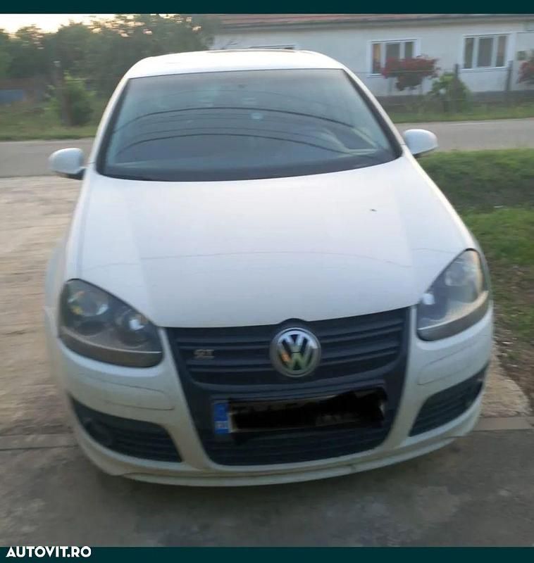 Culoarealb Utilizat 2007 VW Golf V Hatchback | 1.800 EUR (Super Preț) - Imagine 1/4