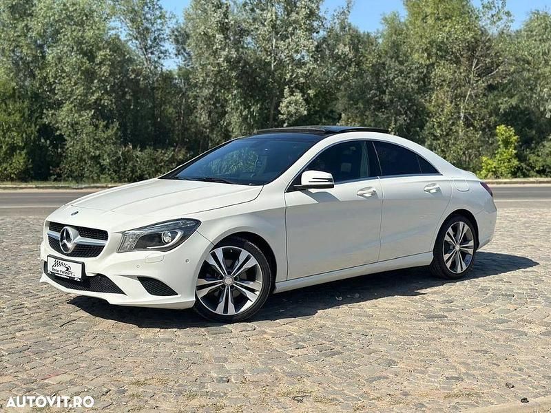 Second-hand Mercedes CLA200 136 CP (100 kW) 2014 Culoarealb Berlinǎ