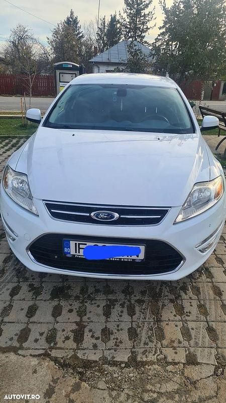 Culoarealb Utilizat 2011 Ford Mondeo Titanium Berlinǎ | 5.650 EUR (Preț OK) - Imagine 1/4