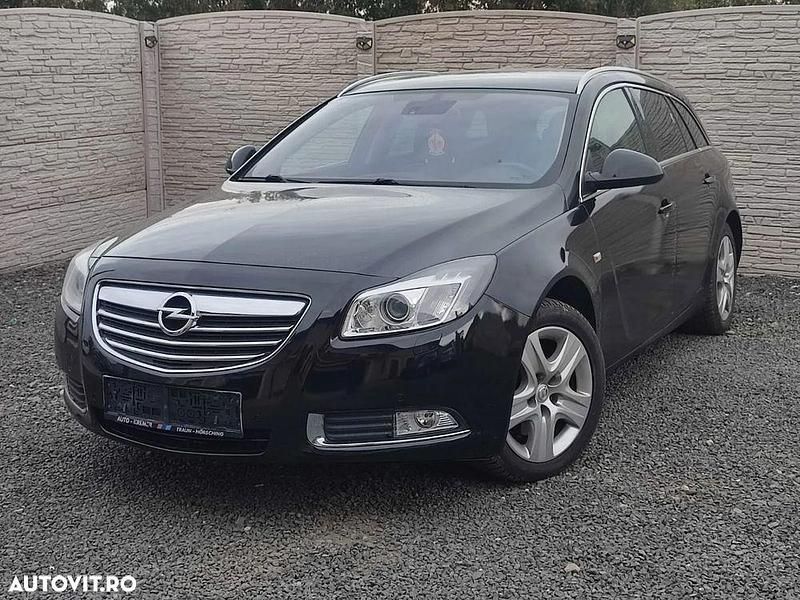 Culoarenegru Utilizat 2012 Opel Insignia Break | 4.499 EUR (Preț OK) - Imagine 1/4
