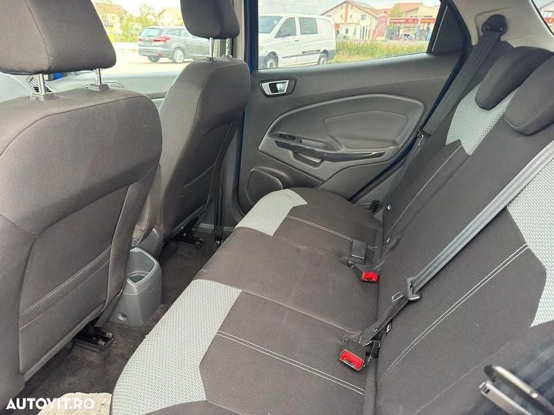 Second-hand Ford Ecosport 120 CP (88 kW) 2015 Culoarealbastru SUV