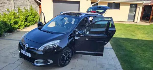 Second-hand Renault Grand Scénic III 131 CP (96 kW) 2014 Culoarenegru Monovolum