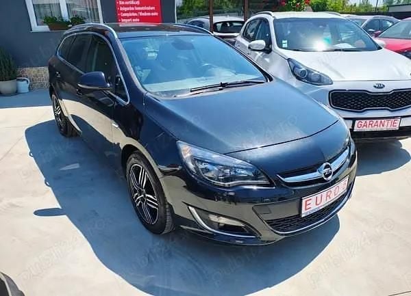 Second-hand Opel Astra Exklusiv 136 CP (100 kW) 2015 Negru Break