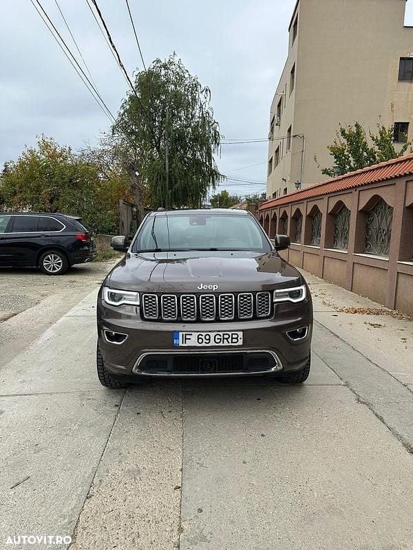 Culoaremaro Utilizat 2017 Jeep Grand Cherokee Overland SUV | 23.000 EUR (Preț OK) - Imagine 1/4