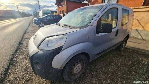 Argintiu Utilizat 2009 Citroën Nemo Monovolum | 1.300 EUR - Imagine 1/4
