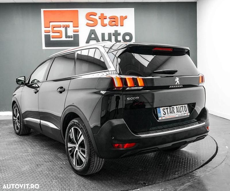 Second-hand Peugeot 5008 Allure 120 CP (88 kW) 2021 Culoarenegru SUV