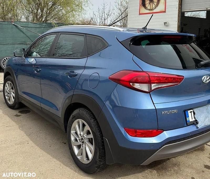 Albastru Utilizat 2016 Hyundai Tucson Style SUV | 13.500 EUR (Preț bun) - Imagine 1/4