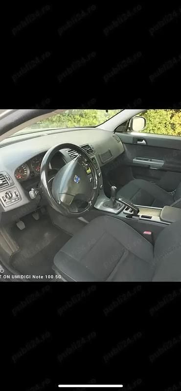 Utilizat 2011 Volvo V50 Break | 3.800 EUR (Preț OK) - Imagine 1/4