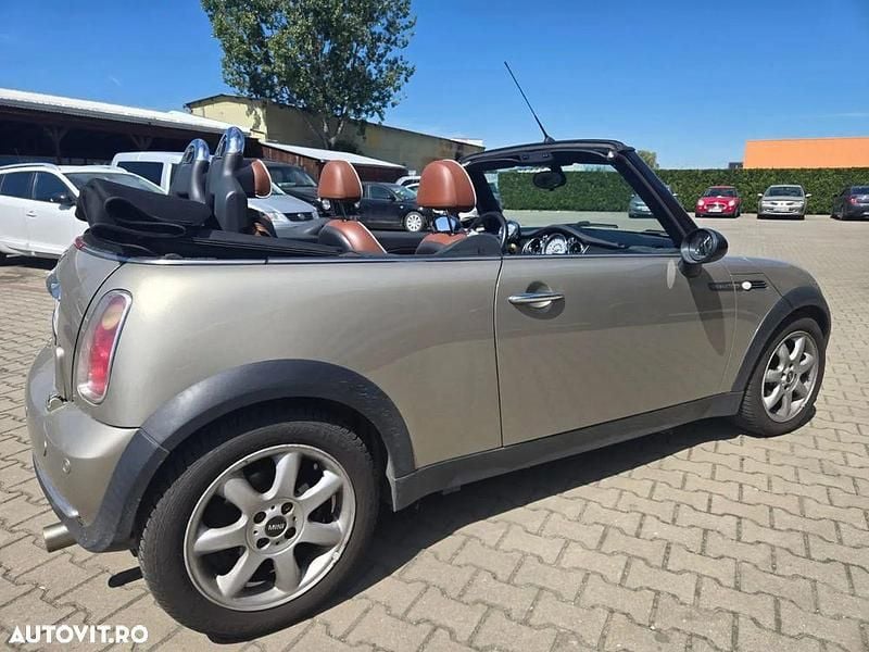 Culoaregalbeuriu Utilizat 2007 Mini ONE Hatchback | 4.600 EUR (Puțin scump) - Imagine 1/4