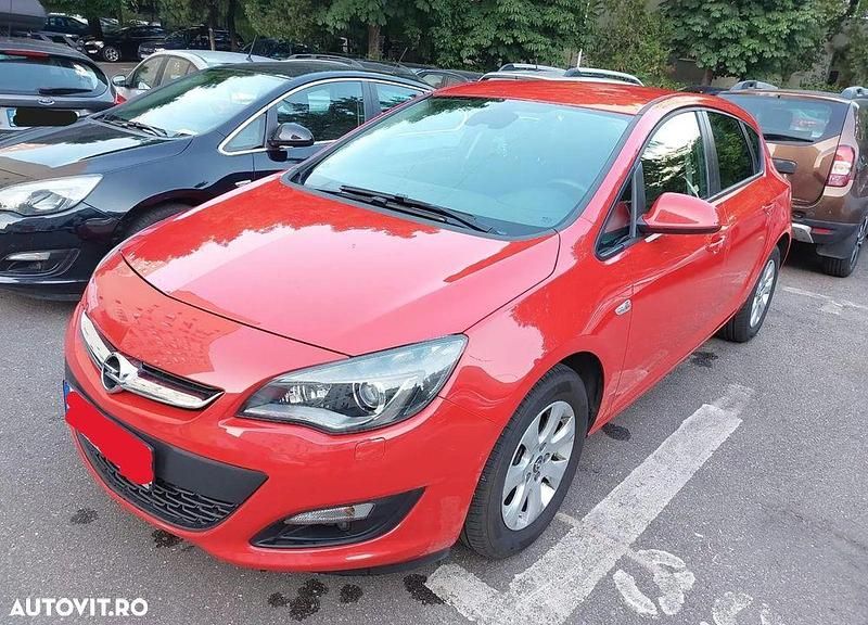 Culoarerosu Utilizat 2014 Opel Astra Edition Hatchback | 6.500 EUR (Preț OK) - Imagine 1/4