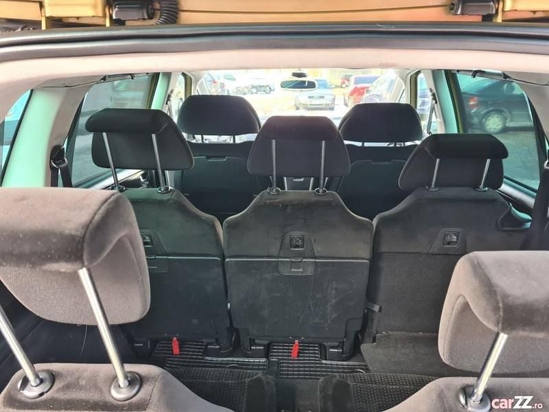 Second-hand Citroën Grand C4 Picasso Dynamique 110 CP (80 kW) 2008 Auriu Monovolum