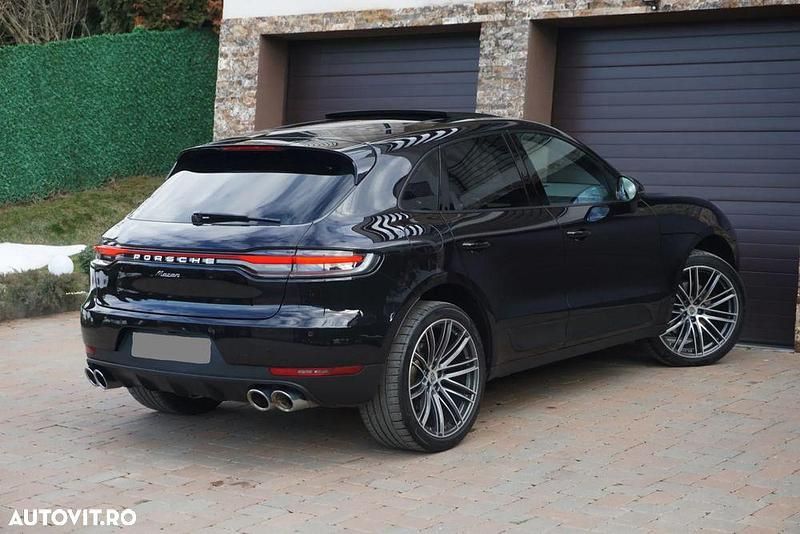 Second-hand Porsche Macan 245 CP (180 kW) 2020 Culoarenegru SUV