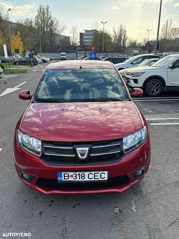 Culoarerosu Utilizat 2014 Dacia Logan Lauréate Berlinǎ | 5.300 EUR (Preț OK) - Imagine 1/4