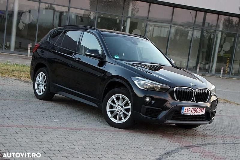 Negru Utilizat 2016 BMW X1 SUV | 12.999 EUR (Preț bun) - Imagine 1/4