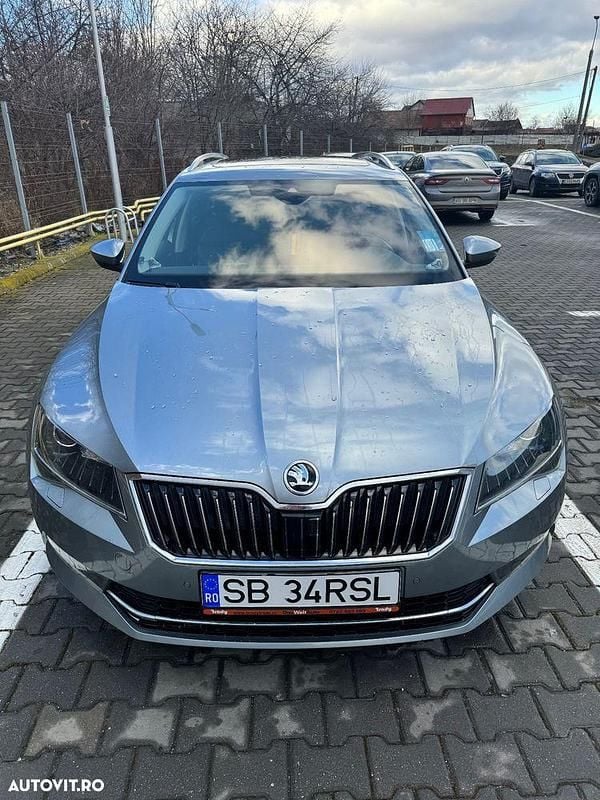 Culoaregri Utilizat 2017 Skoda Superb Style Break | 20.650 EUR (Preț OK) - Imagine 1/4