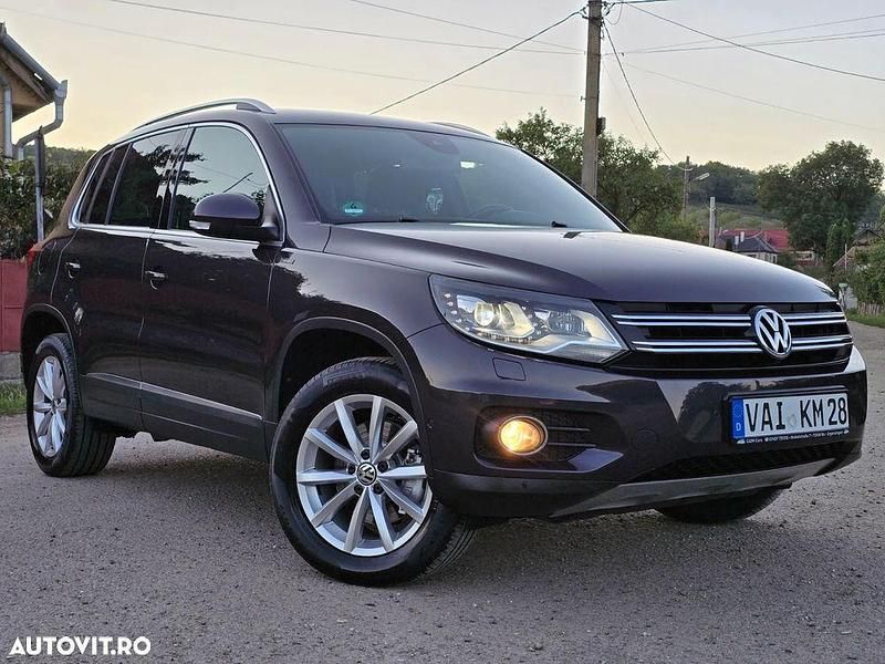 Culoarealte culori Utilizat 2015 VW Tiguan LOUNGE SUV | 14.490 EUR (Preț OK) - Imagine 1/4