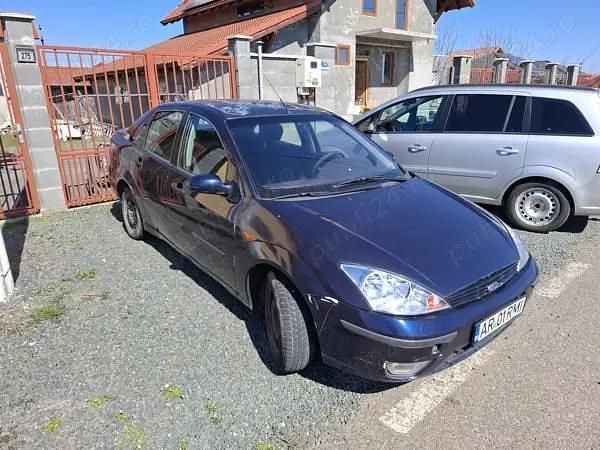 Second-hand Ford Focus 74 CP (54 kW) 2002 Albastru Berlinǎ