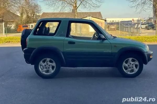 Second-hand Toyota RAV4 128 CP (94 kW) 1996 SUV