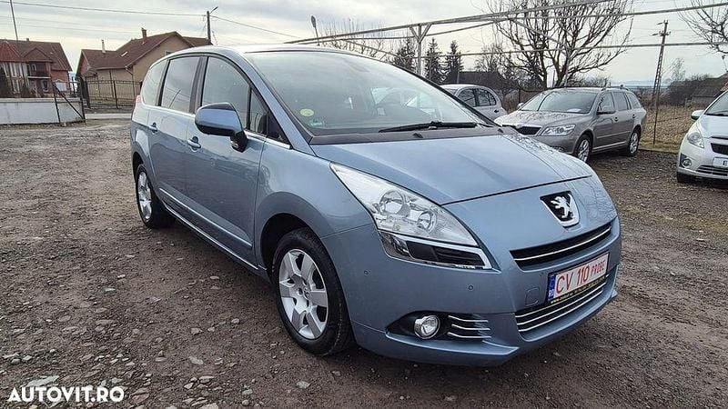 Second-hand Peugeot 5008 111 CP (81 kW) 2011 Culoarealbastru Monovolum
