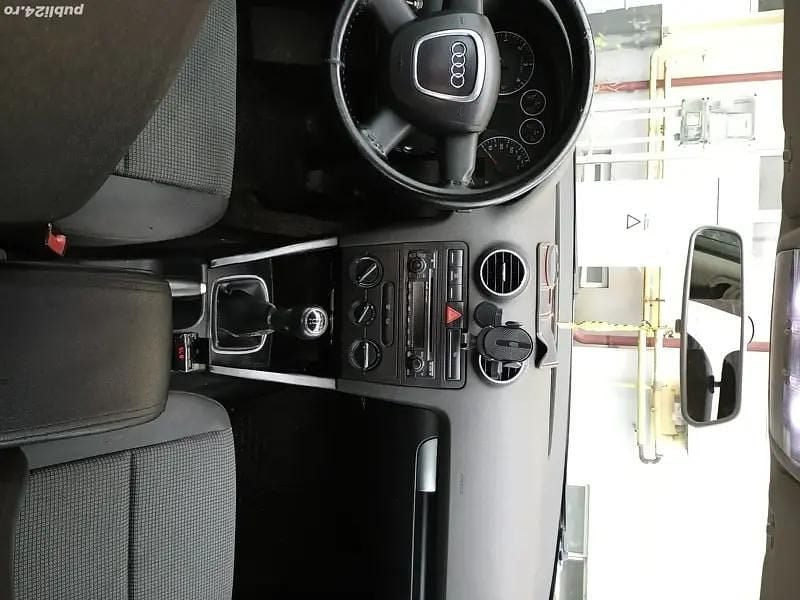 Utilizat 2007 Audi A3 Berlinǎ | 2.650 EUR (Preț bun) - Imagine 1/4