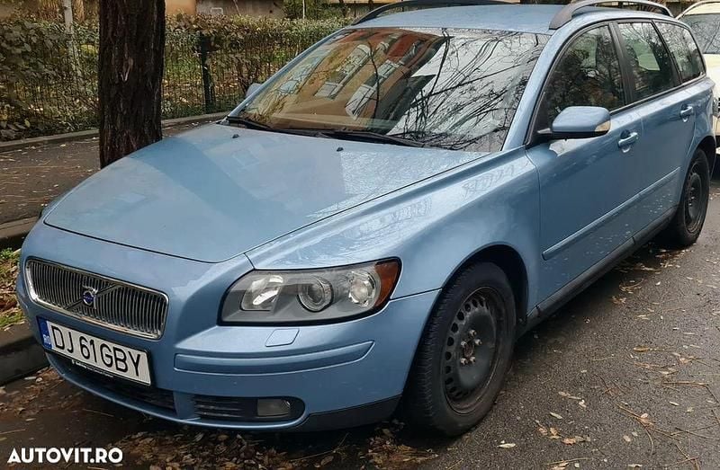 Albastru Utilizat 2005 Volvo V50 Momentum Break | 1.750 EUR - Imagine 1/4