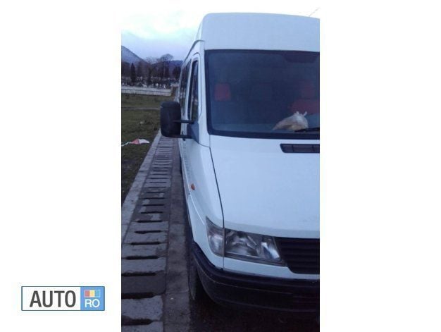 Second-hand Mercedes Sprinter 100 CP (73 kW) 1999 Alb Van