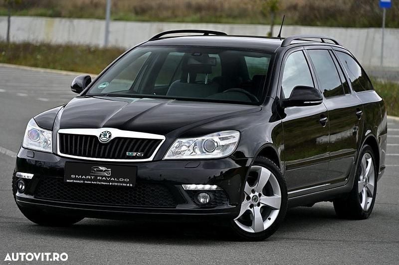Culoarenegru Utilizat 2011 Skoda Octavia RS Break | 6.900 EUR (Preț OK) - Imagine 1/4