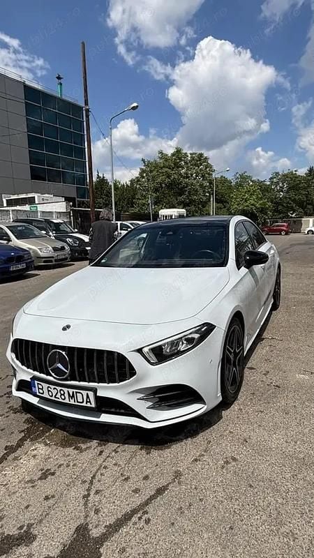 Utilizat 2019 Mercedes 200 Berlinǎ | 24.500 EUR - Imagine 1/4