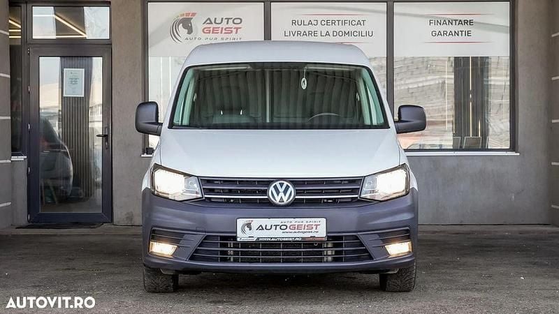 Second-hand VW Caddy 75 CP (55 kW) 2021 Culoarealb Monovolum