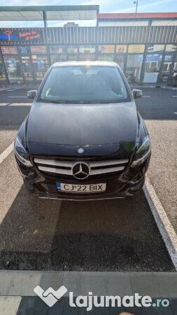Second-hand Mercedes B180 108 CP (79 kW) 2015 Monovolum