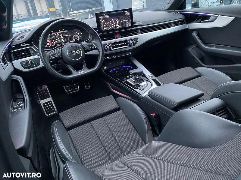Second-hand Audi A4 S-Line 150 CP (110 kW) 2021 Culoarenegru Berlinǎ