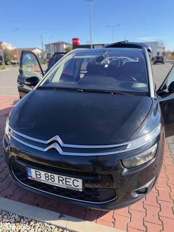 Culoarenegru Utilizat 2015 Citroën Grand C4 Picasso Exclusive Monovolum | 3.600 EUR - Imagine 1/4