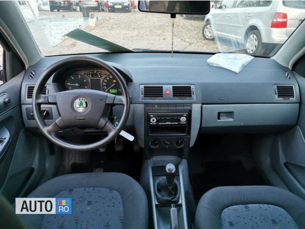Bej Utilizat 2004 Skoda Fabia Break | 1.699 EUR (Preț OK) - Imagine 1/4