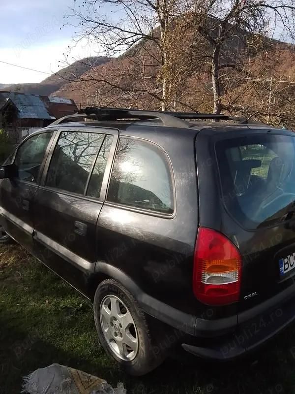 Second-hand 2002 Opel Zafira Monovolum | 550 EUR - Imagine 1/4