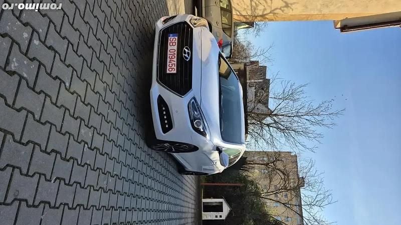 Alb Utilizat 2017 Hyundai i40 Break | 7.600 EUR (Preț OK) - Imagine 1/4