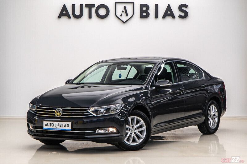 Gri Utilizat 2019 VW Passat Comfortline Berlinǎ | 17.999 EUR (Preț OK) - Imagine 1/4