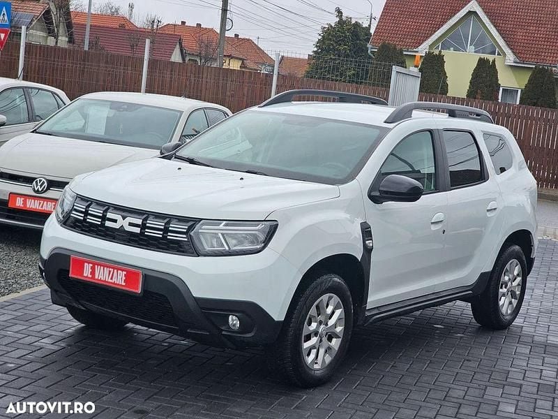 Culoarealb Second-hand 2022 Dacia Duster Comfort SUV | 14.300 EUR (Preț OK) - Imagine 1/4