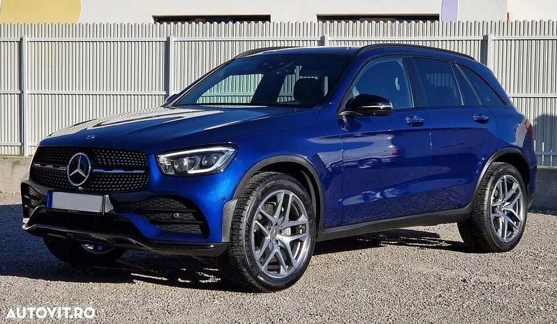 Culoarealbastru Utilizat 2019 Mercedes GLC220 AMG line SUV | 23.200 EUR (Super Preț) - Imagine 1/4