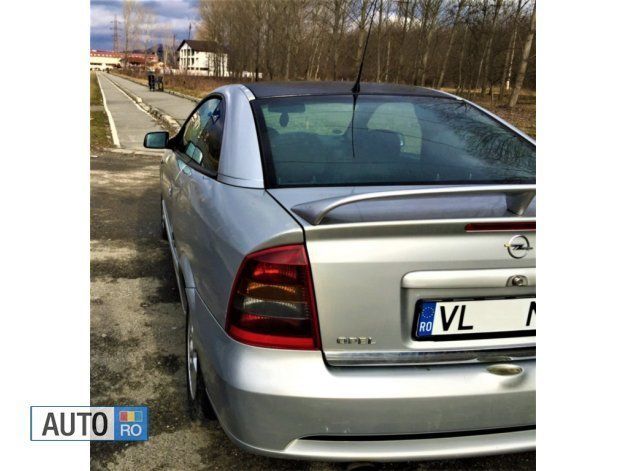 Second-hand Opel Astra 125 CP (91 kW) 2002 Argintiu Coupe