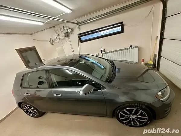 Utilizat 2015 VW Golf VII Hatchback | 9.700 EUR - Imagine 1/4