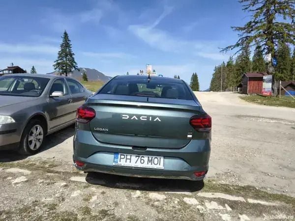 Verde Nouă 2025 Dacia Logan Berlinǎ | 16.400 EUR (Scump) - Imagine 1/4