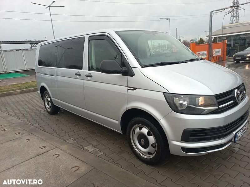 Second-hand VW Caravelle 150 CP (110 kW) 2017 Culoareargint Monovolum