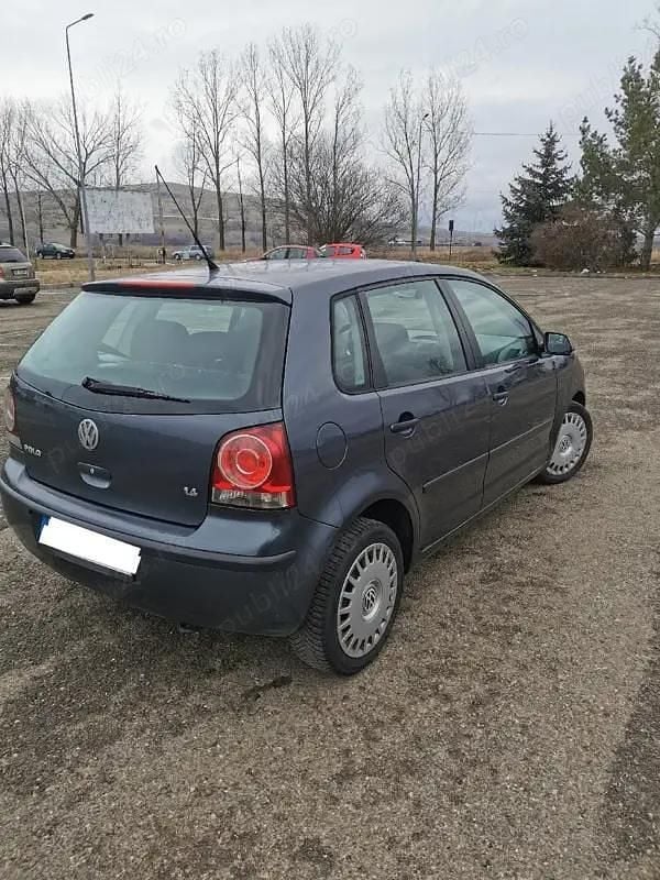 Second-hand VW Polo 75 CP (55 kW) 2006 Gri Hatchback