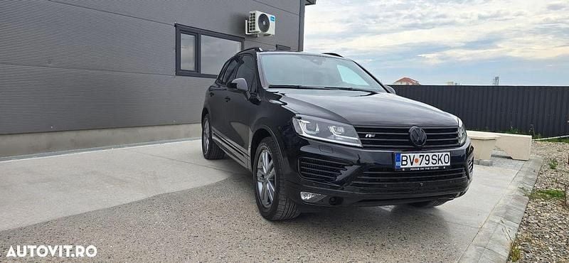 Culoarenegru Utilizat 2015 VW Touareg Supreme SUV | 17.990 EUR (Preț OK) - Imagine 1/4