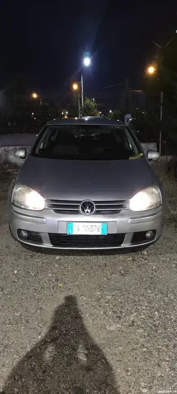 Utilizat 2006 VW Golf V Berlinǎ | 1.450 EUR (Super Preț) - Imagine 1/4